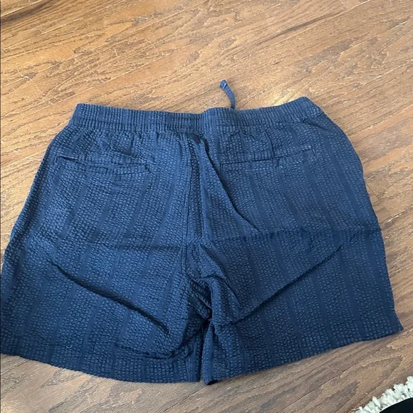 Abercrombie & Fitch Dark Blue Textured Shorts - Picture 5 of 5